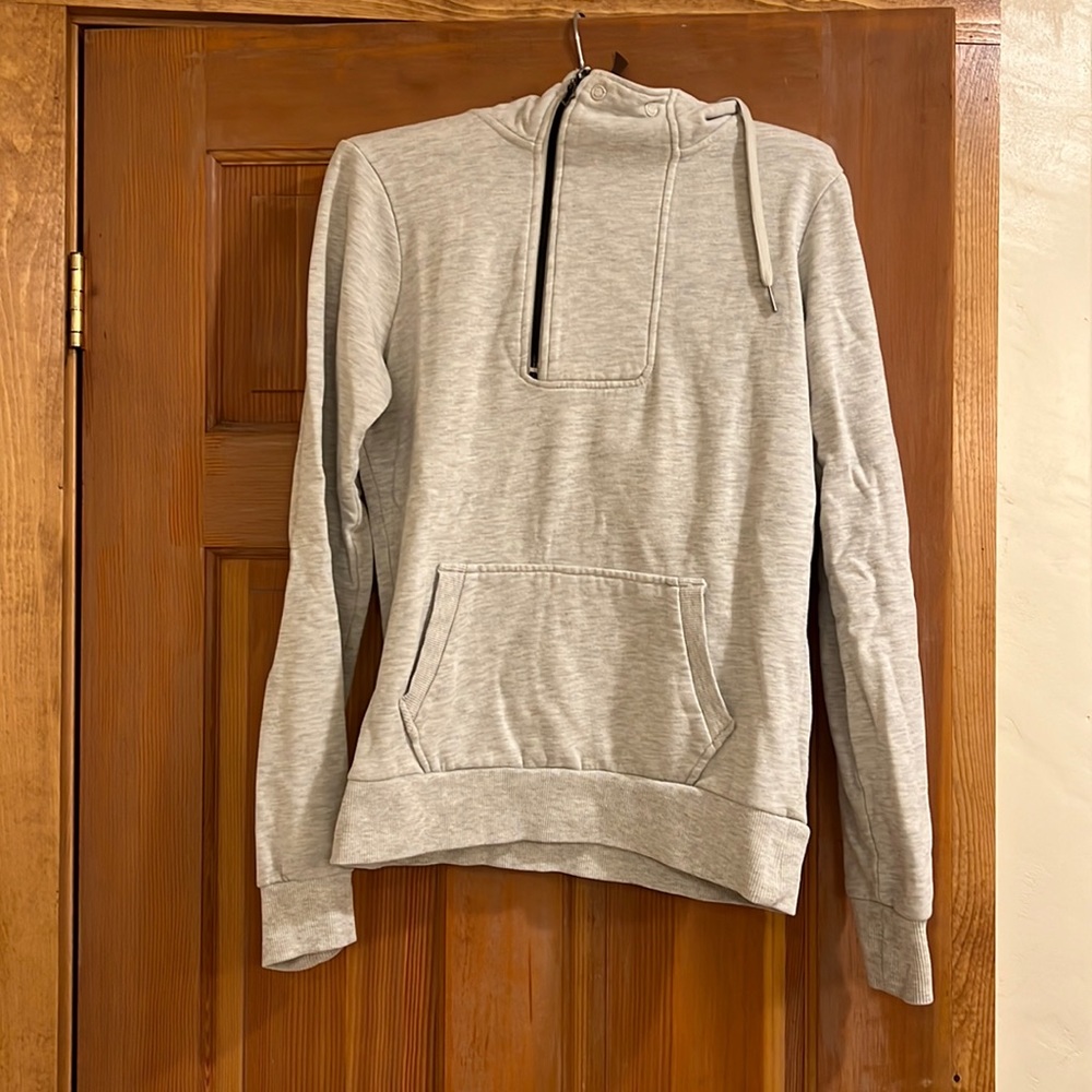 Womens M Fox Hoodie